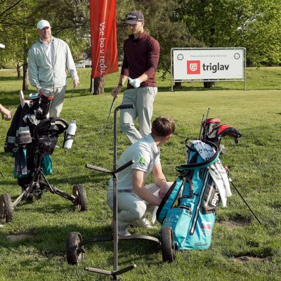 2.SLO Tour Livada - po prvem dnevu v vodstvu Zala Jesih in Tomi Bezenšek